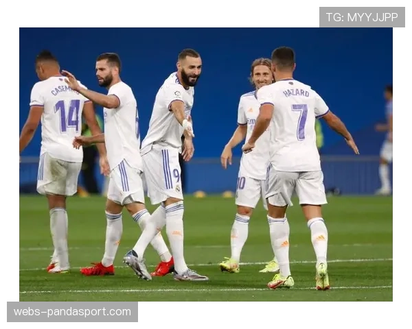 纪录片《西甲之声》上映，聚焦联赛现场解说员群体